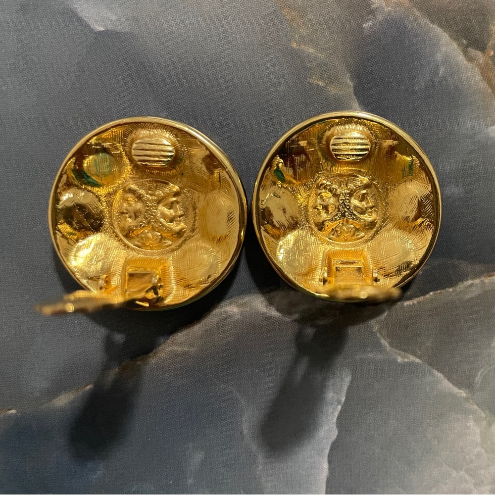 Fendi Clip-on Earrings - Picture 3 of 6